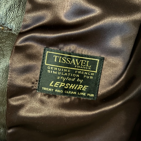 Vintage Faux Fur Coat - Picture 3 of 10